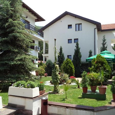 Hotel Dva Bisera Lagadin Luaran gambar