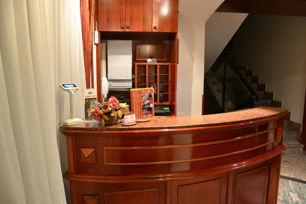 Hotel Dva Bisera Lagadin Luaran gambar