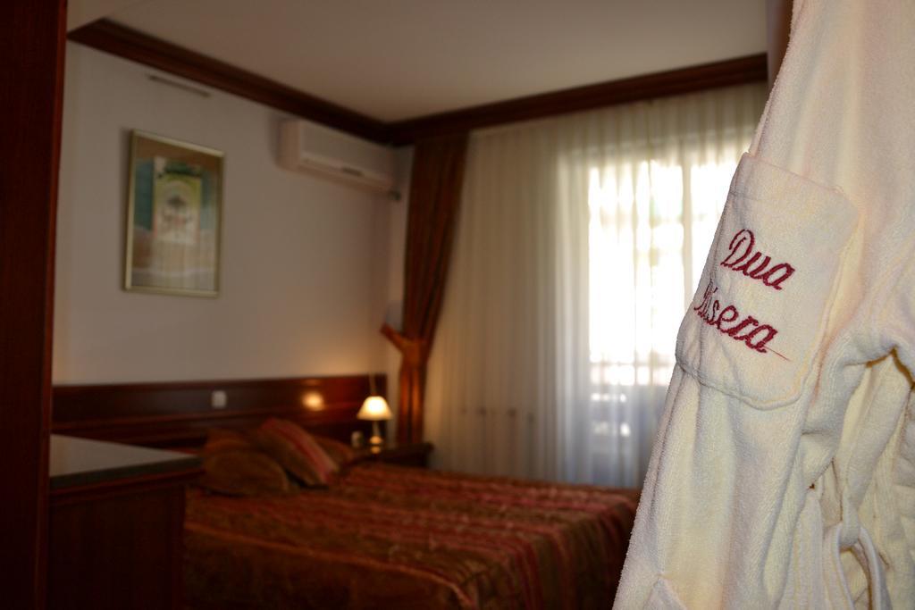 Hotel Dva Bisera Lagadin Luaran gambar