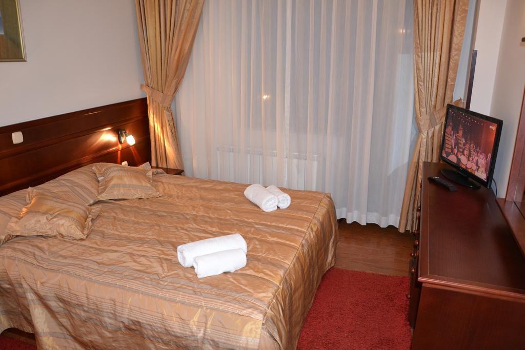 Hotel Dva Bisera Lagadin Luaran gambar