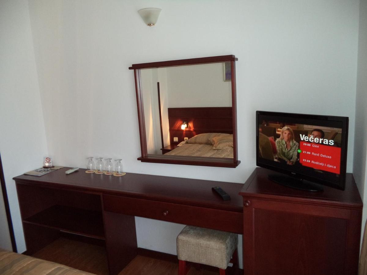 Hotel Dva Bisera Lagadin Bilik gambar